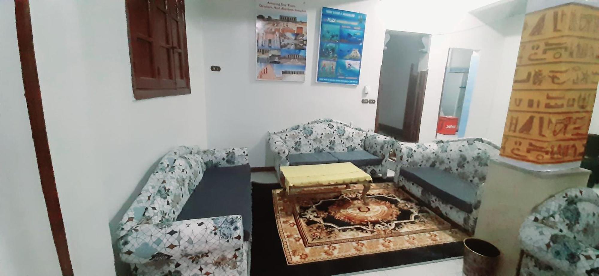 Grand Square Hostel Луксор Екстериор снимка