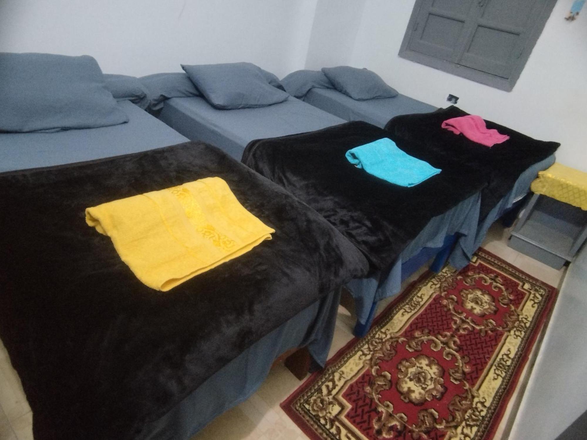 Grand Square Hostel Луксор Стая снимка