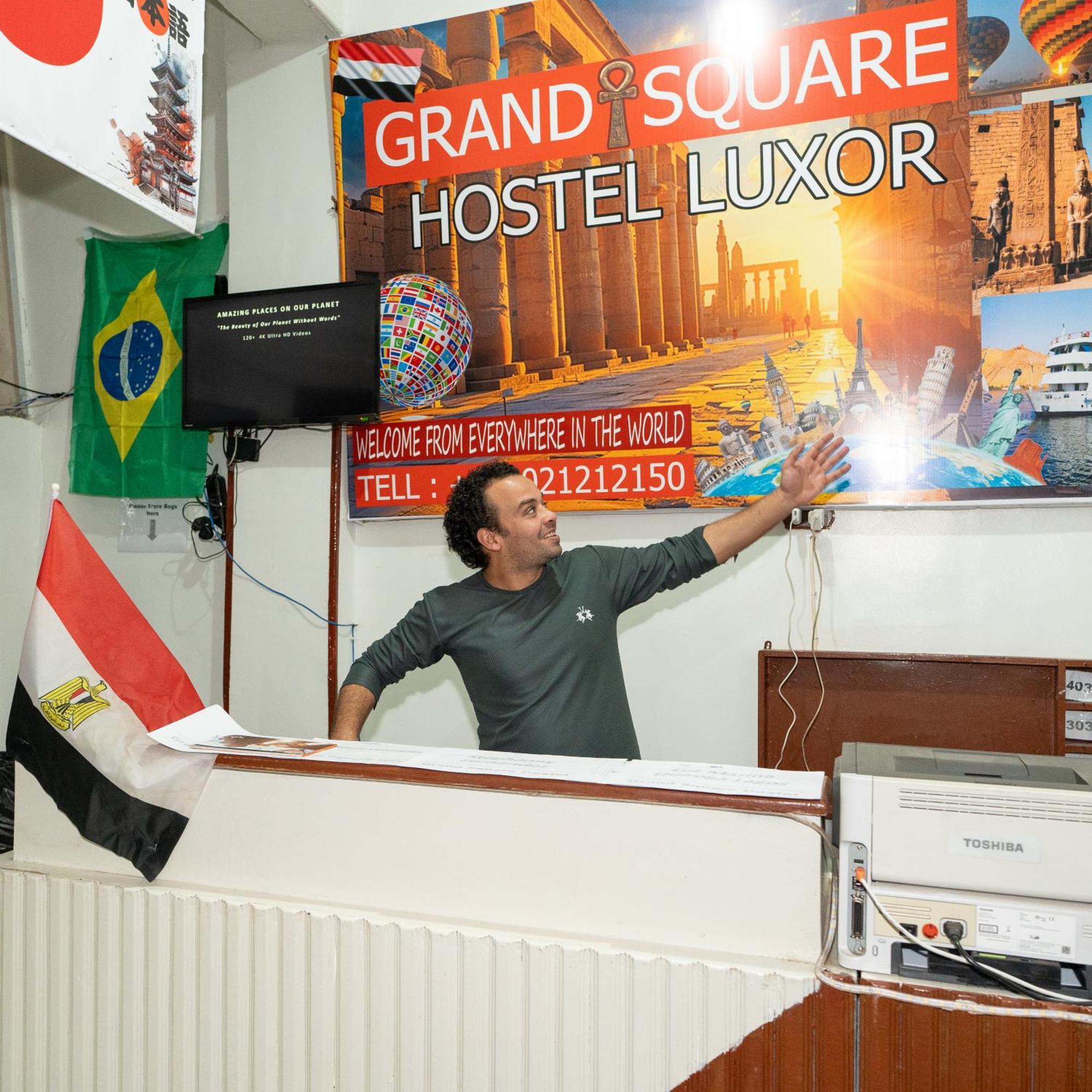 Grand Square Hostel Луксор Екстериор снимка